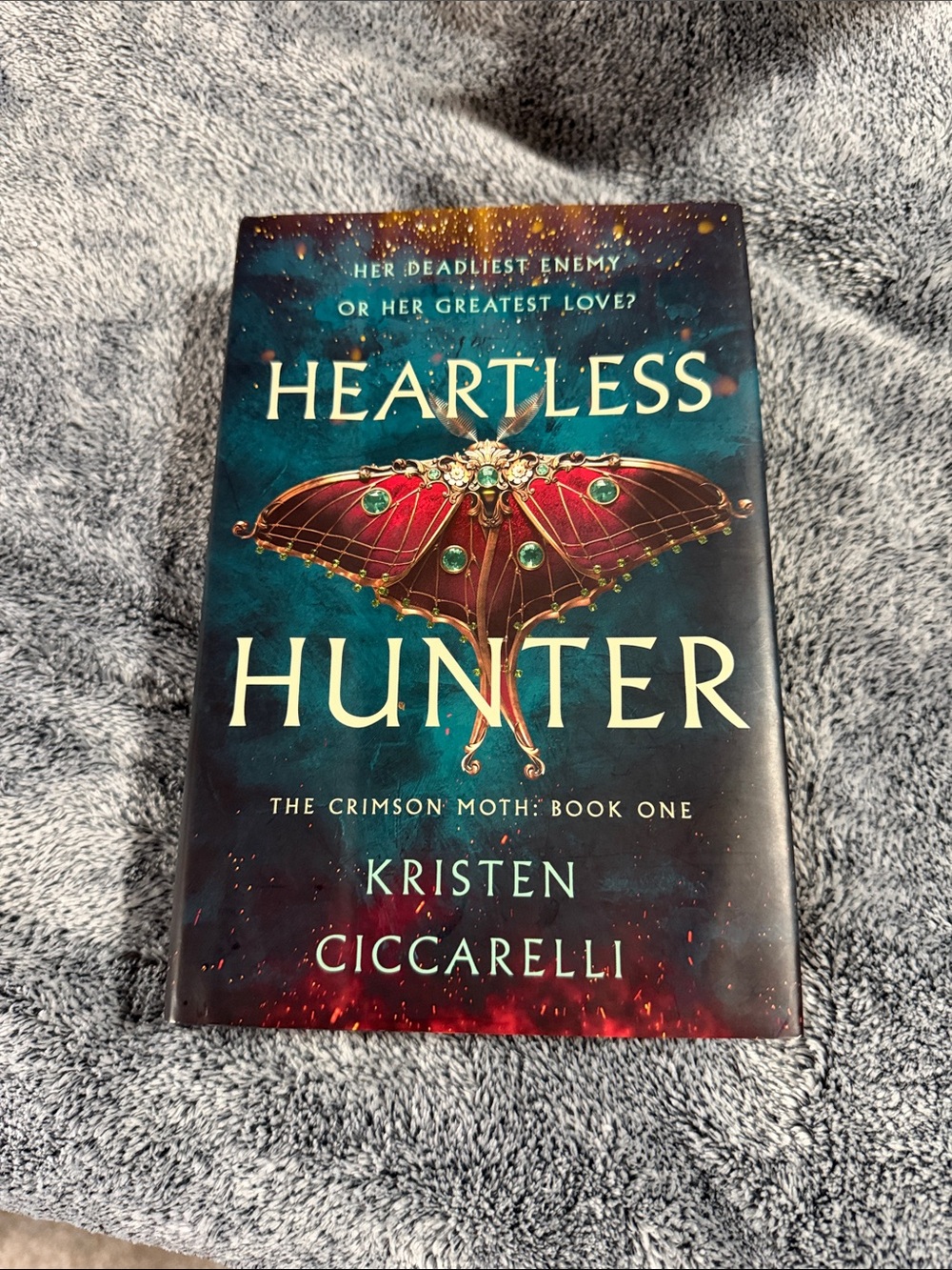 Heartless Hunter by Kristen Ciccarelli - Teal & Red Hardcover